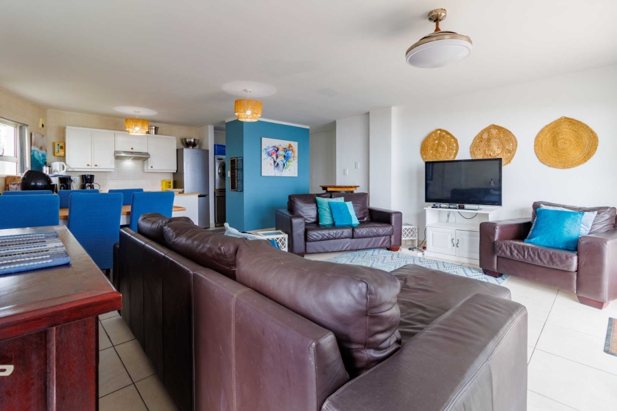 To Let 3 Bedroom Property for Rent in Bloubergrant Western Cape